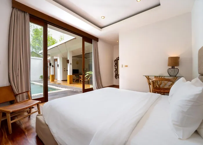 Villa Chloe By Pertama Seminyak